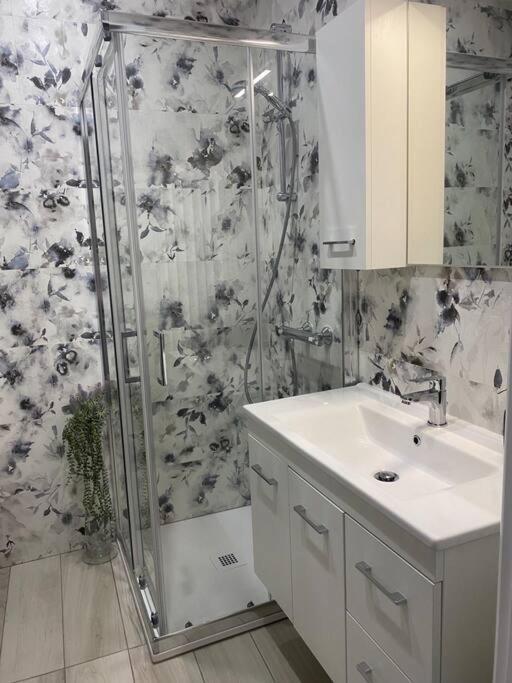 Marilyn Apartment Комо Екстериор снимка