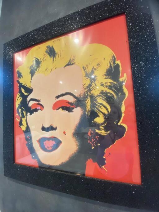 Marilyn Apartment Комо Екстериор снимка
